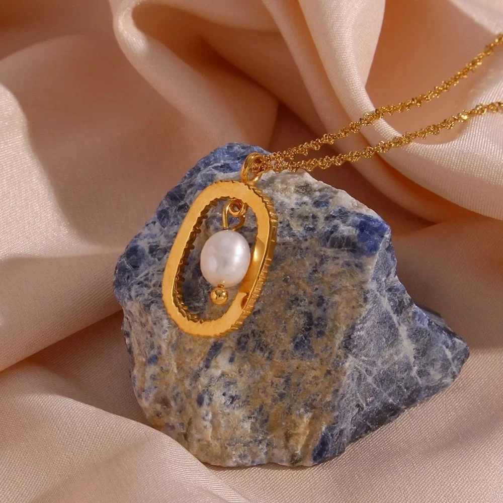 New 18K Fresh Water Pearl Oval Pendant Necklace, nice Necklace, cute Necklace - Picture 3 of 5